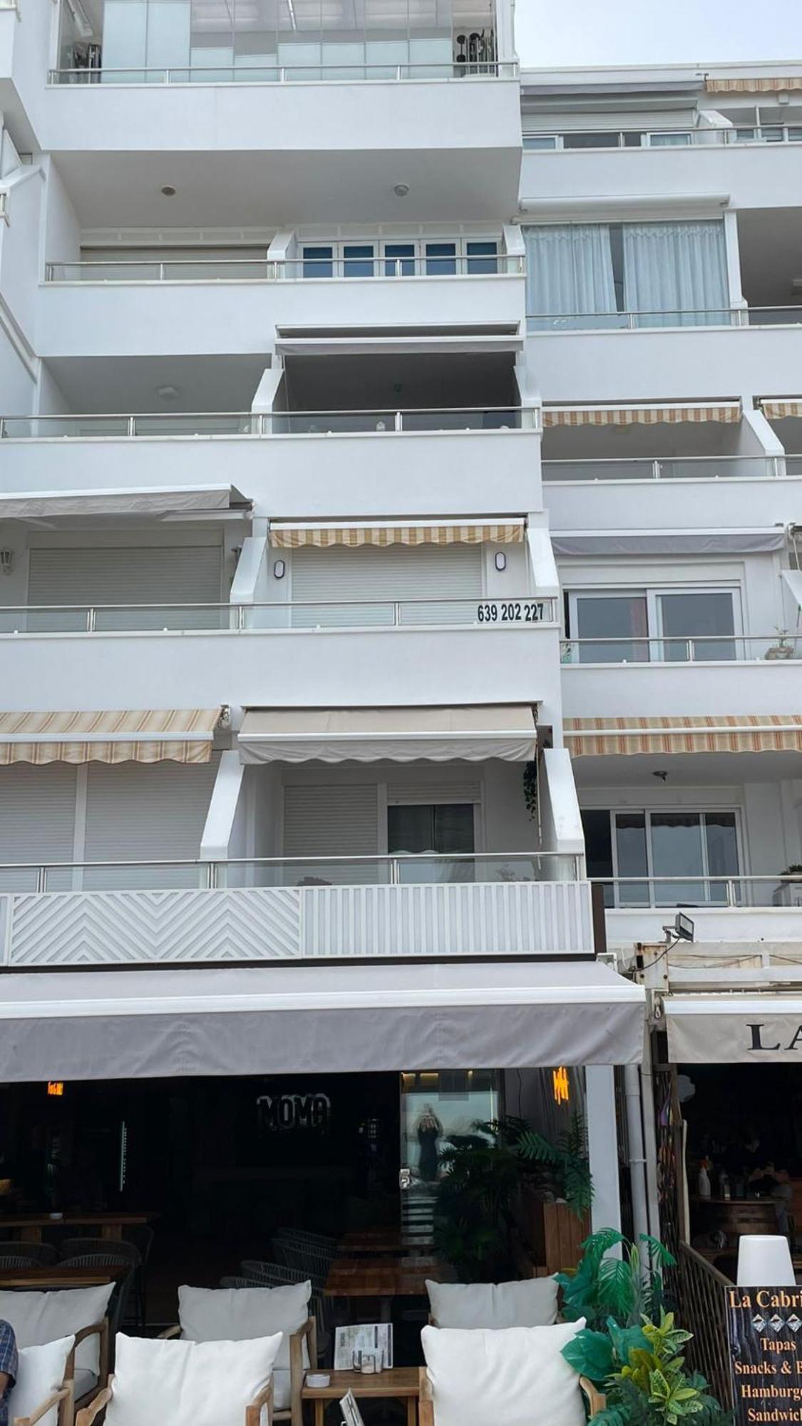 Roca Chica. Studio - First Line Beach Torremolinos Exterior foto